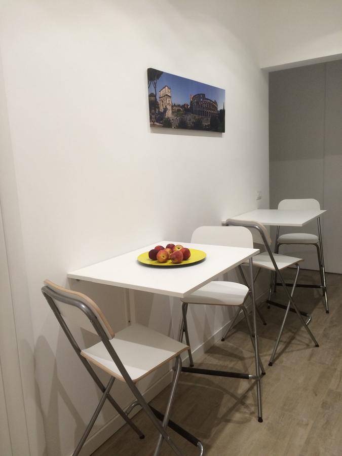 Bed and Breakfast Alloggio Turistico Al Colosseo Rom Exterior foto